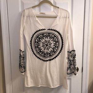 COPY - Arden B white tunic with black/gem detail Small